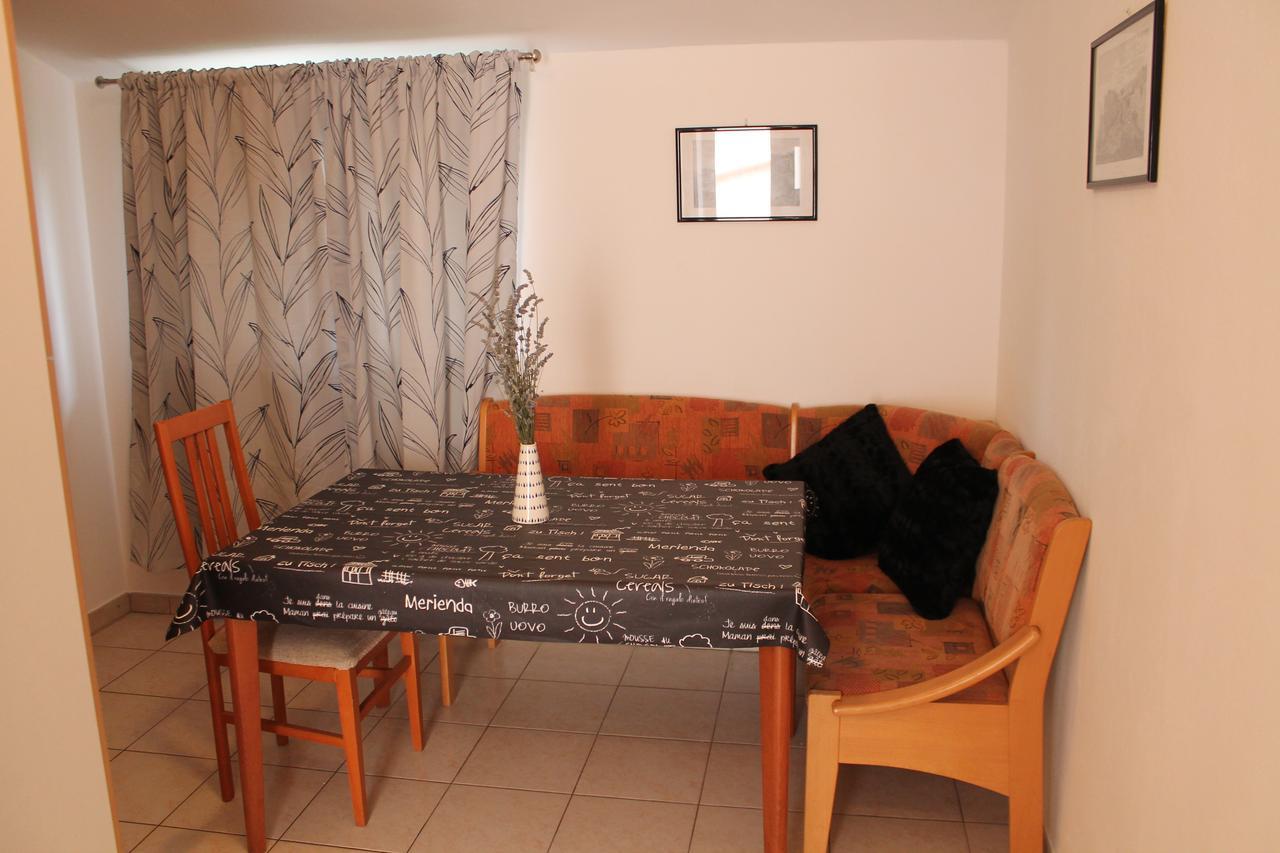 Apartments Ana Πούλα Εξωτερικό φωτογραφία