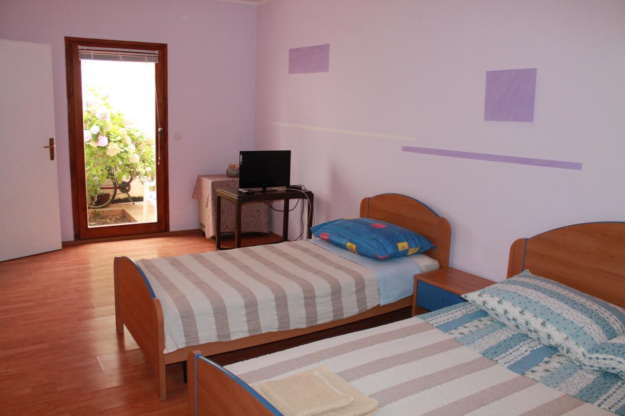 Apartments Ana Πούλα Εξωτερικό φωτογραφία